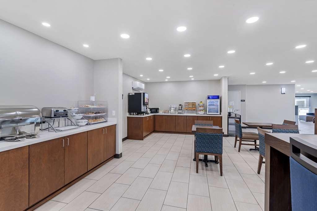 Comfort Inn & Suites Brunswick Restaurant foto